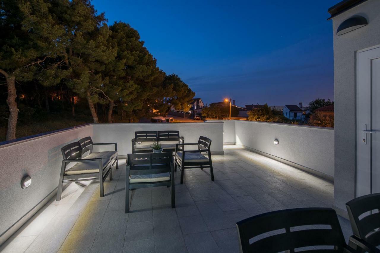 Art Design Apartments Пула Екстериор снимка